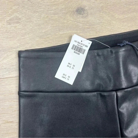 Abercrombie & Fitch Vegan Leather Leggings - Picture 6 of 6